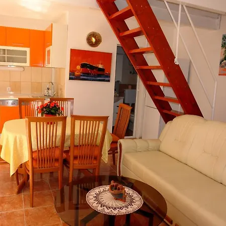 Iva Apartmán Orebić